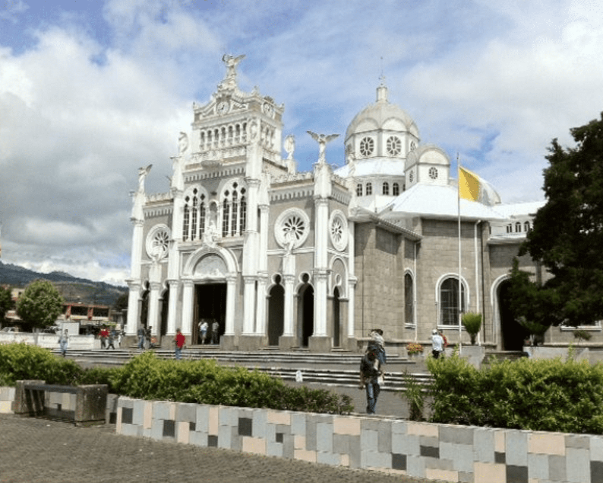 Basilica Nuestra Señora de los Ángeles