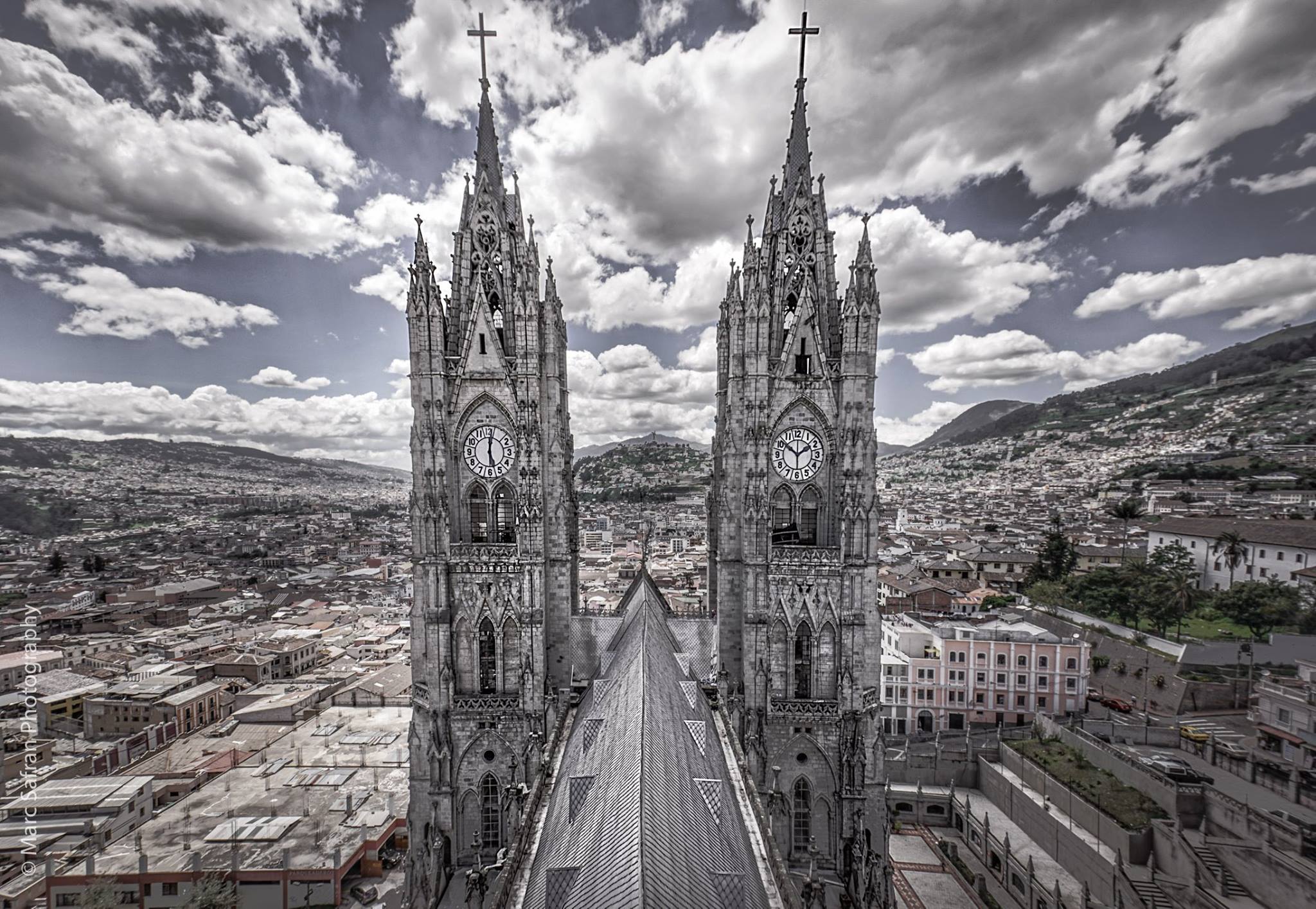 Basílica Del Voto Nacional