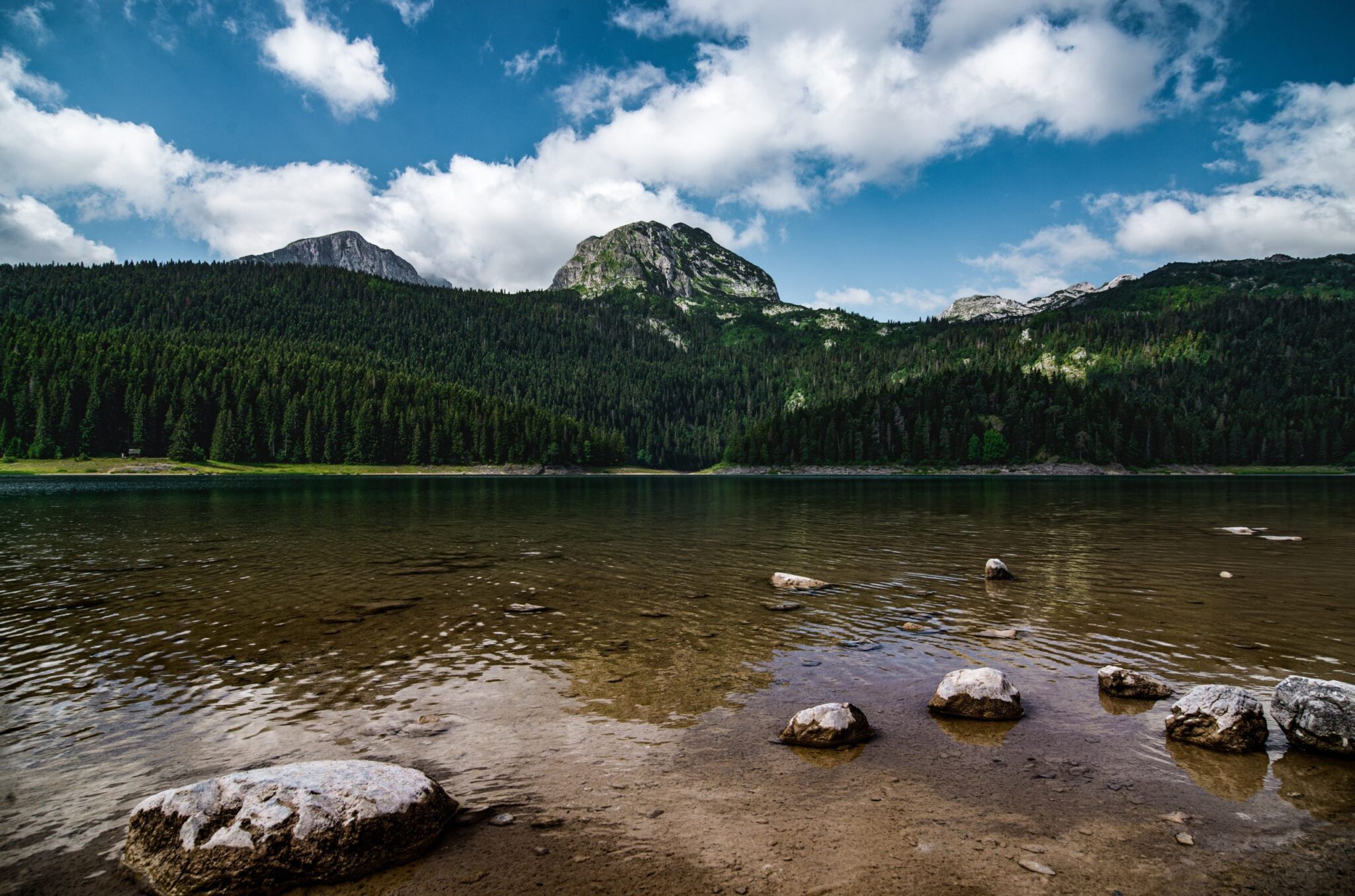 Crno jezero